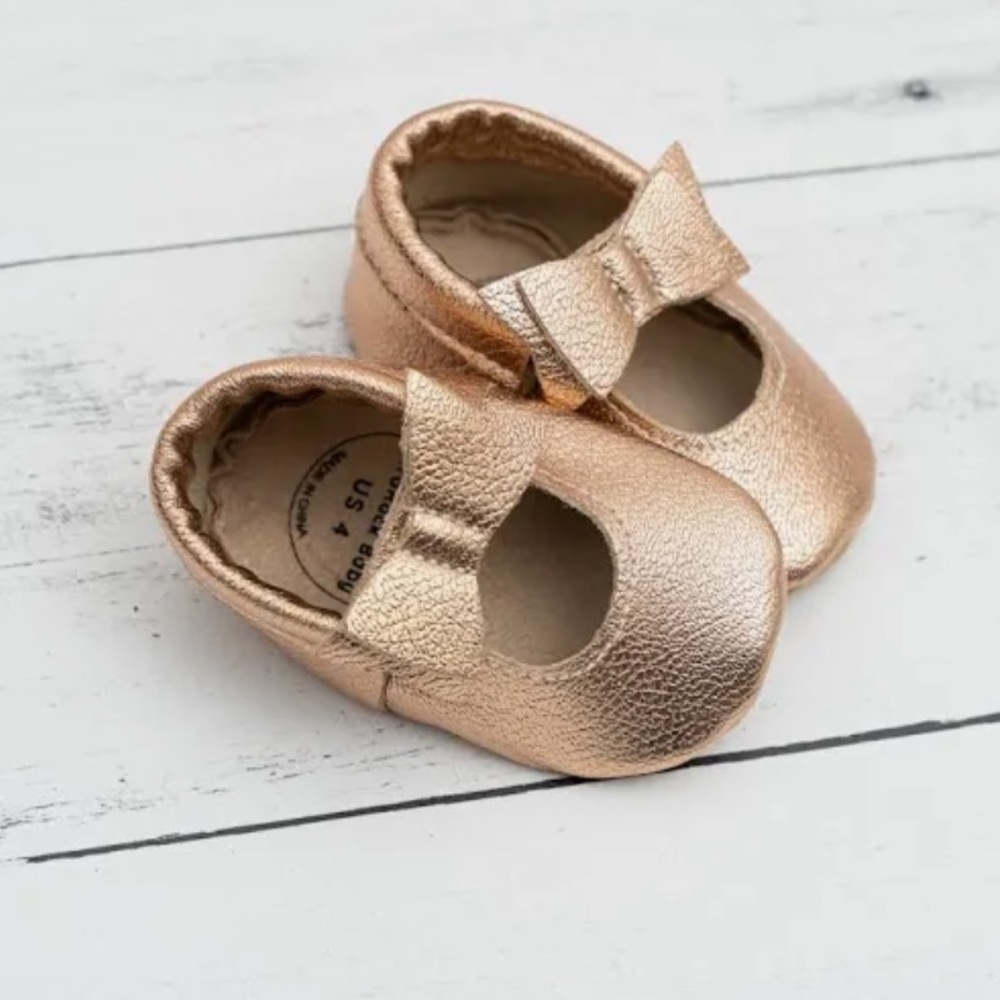 New in box Bird Rock Baby rose gold bow moccasins size 3 - Picture 8 of 8
